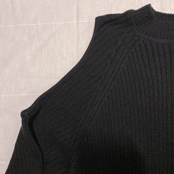 Cold Shoulder Crew Neck Sweater - Picture 2 of 3
